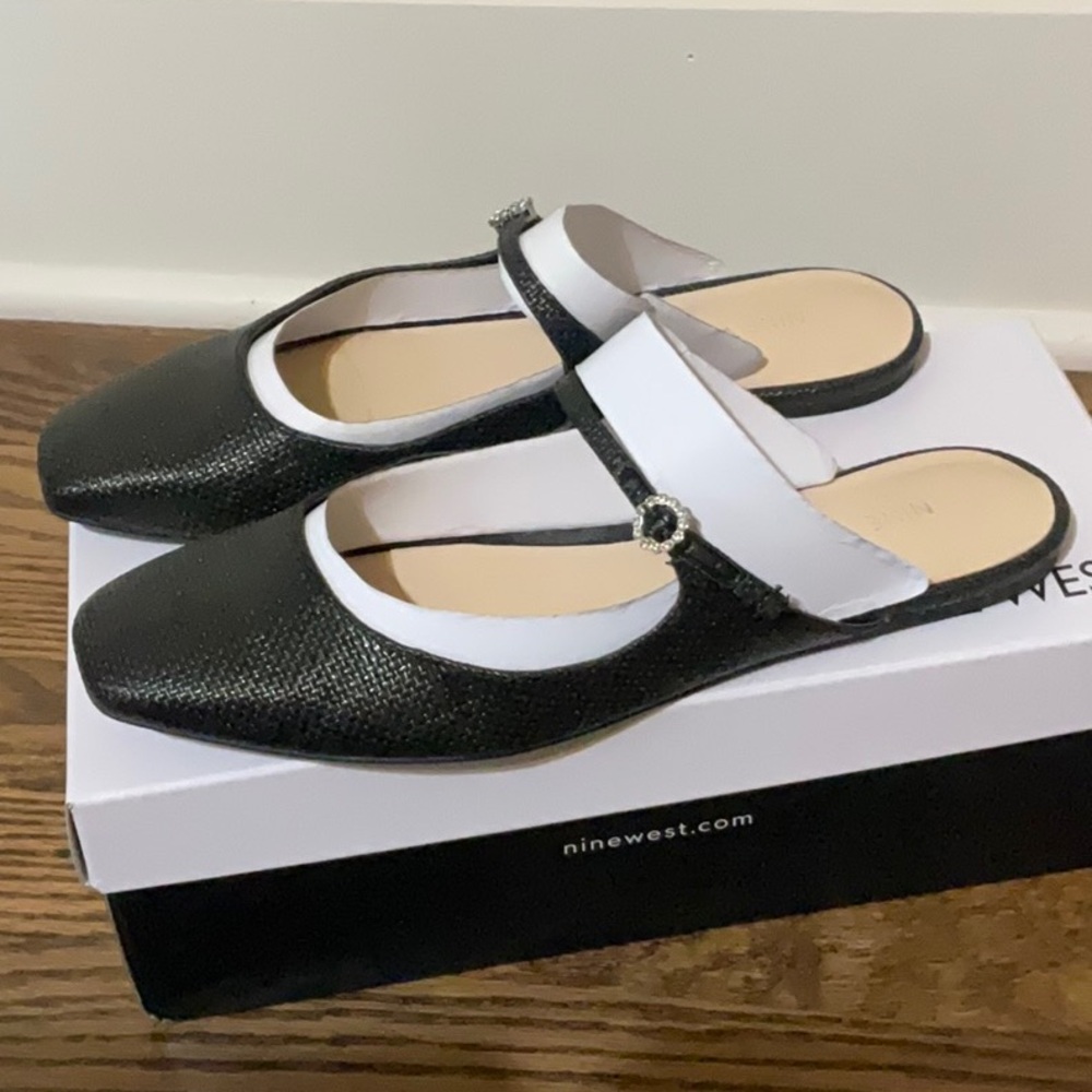 Nine West. 9M. Linen look Mules with rhinestone buckle